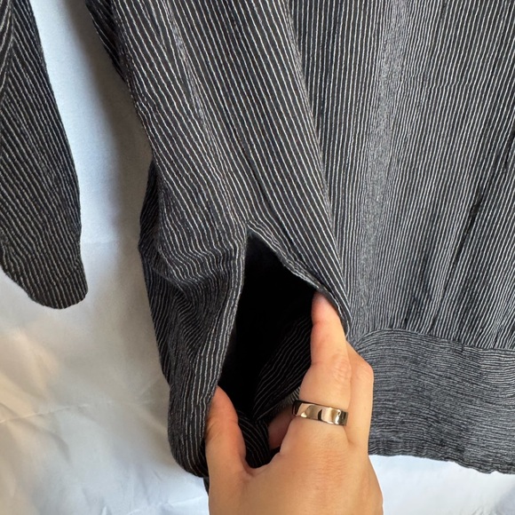 Eileen Fisher Black and White Pinstripe Tunic Top Size Medium - Picture 3 of 6